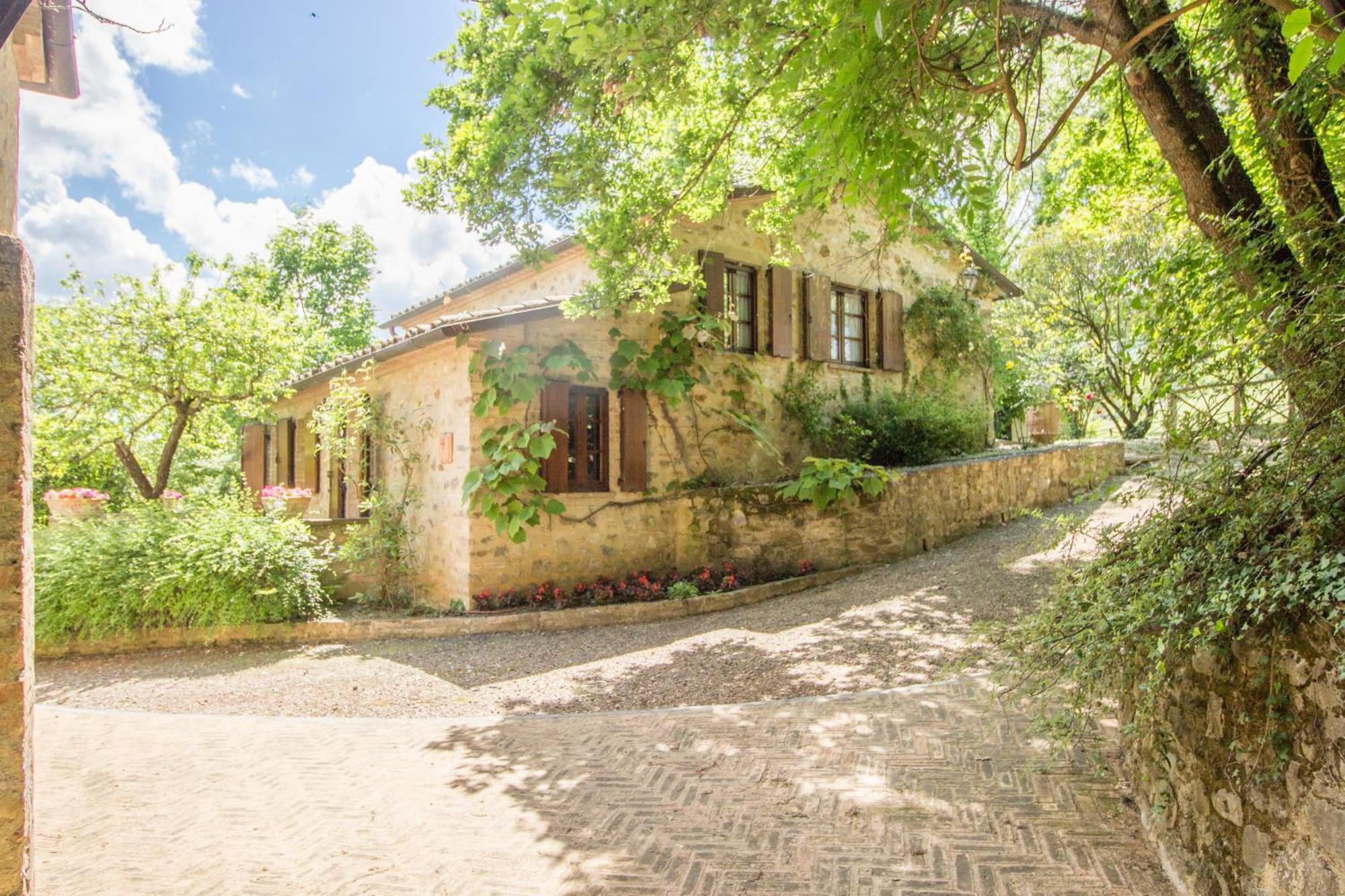 Borgo Il Poeta Country house